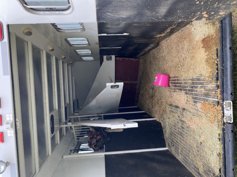 Used Horse Trailers for Sale