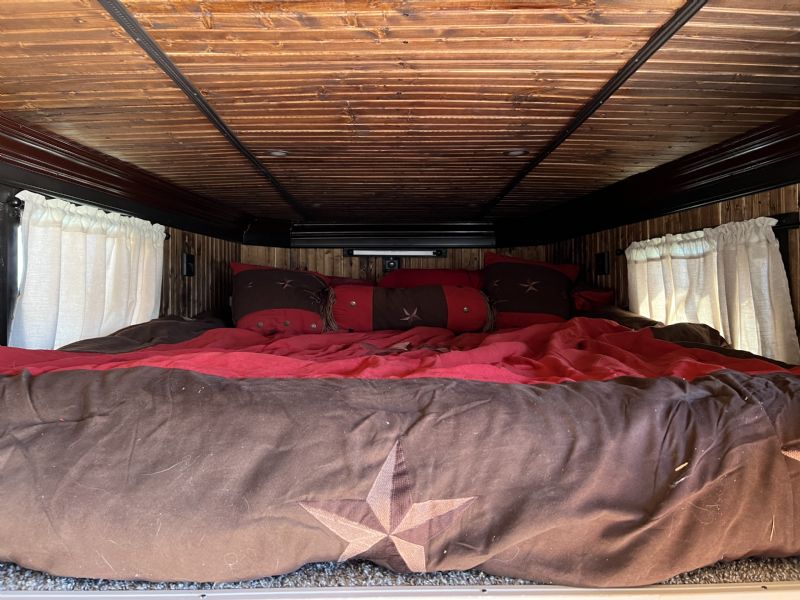 Used Horse Trailers for Sale