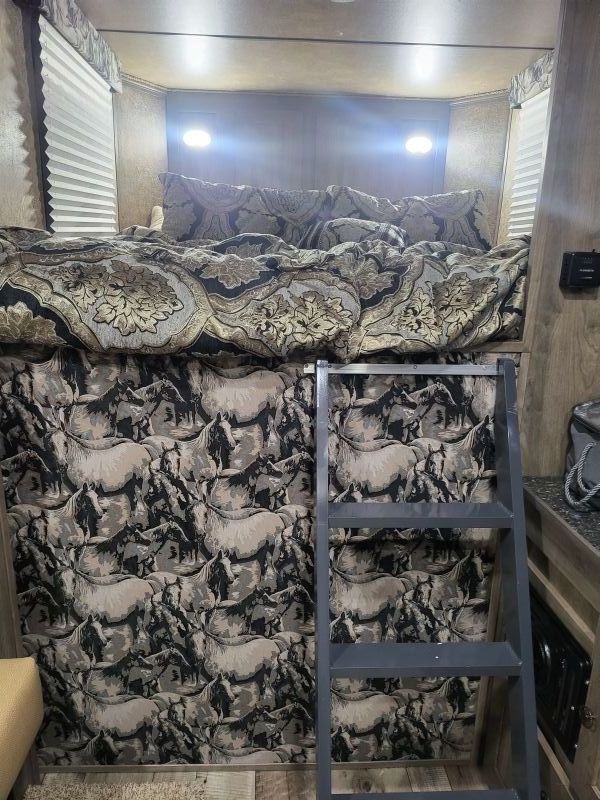 Used Horse Trailers for Sale
