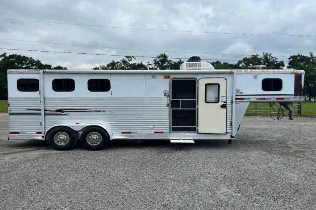 Used Horse Trailers for Sale