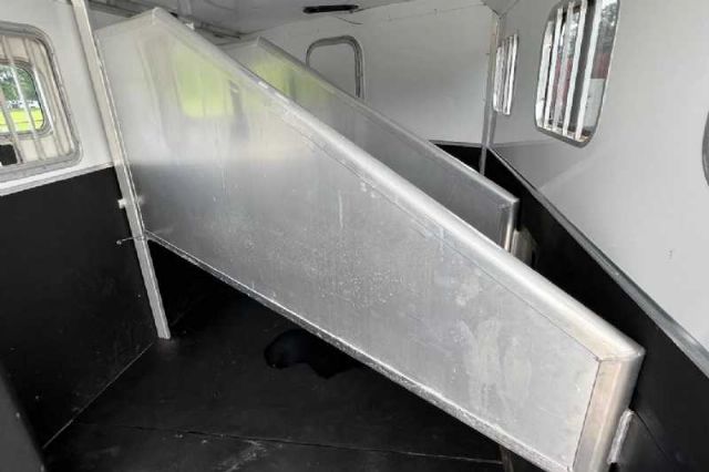 Used Horse Trailers for Sale