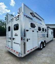 Horse Trailer for sale in MO