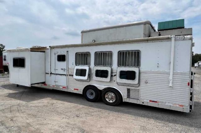 Used Horse Trailers for Sale