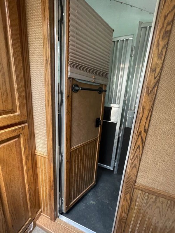Used Horse Trailers for Sale