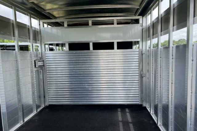 Used Horse Trailers for Sale