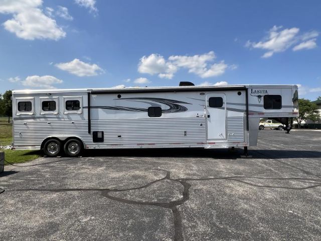 Used Horse Trailers for Sale