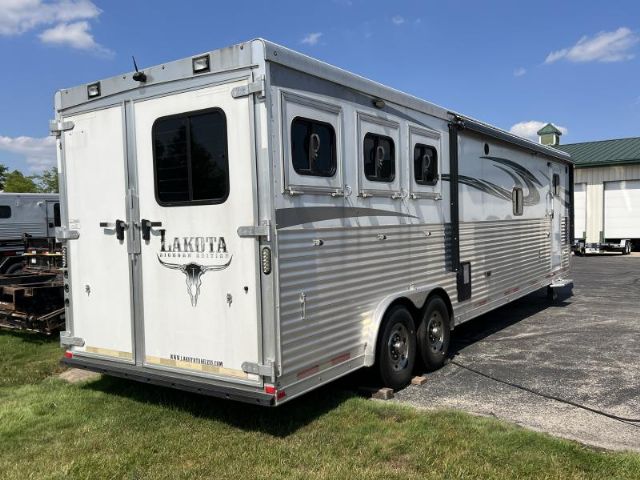 Used Horse Trailers for Sale