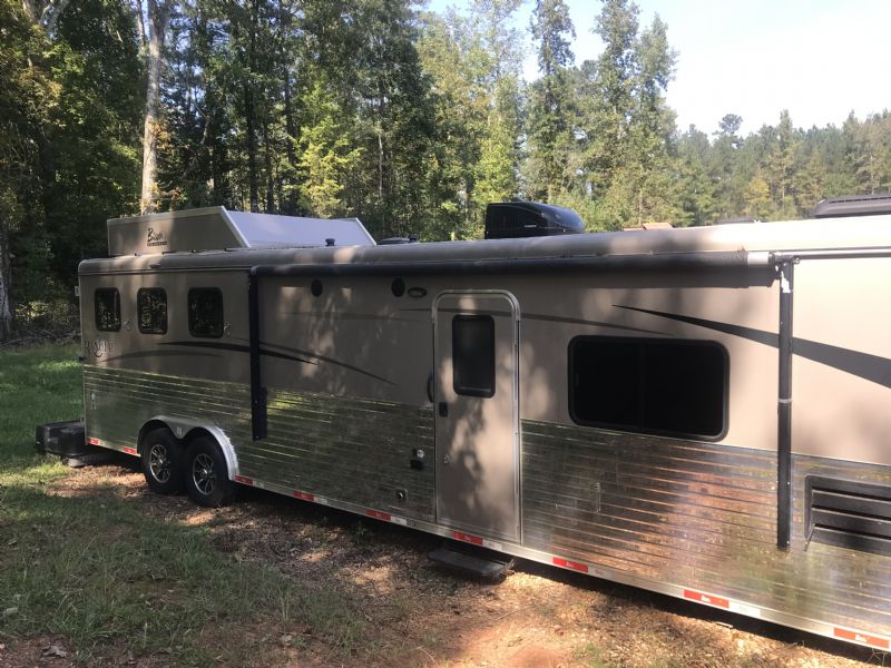 Used Horse Trailers for Sale