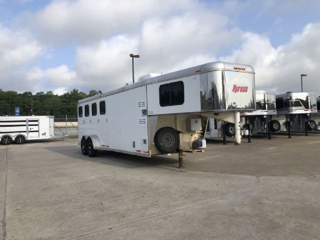 Used Horse Trailers for Sale