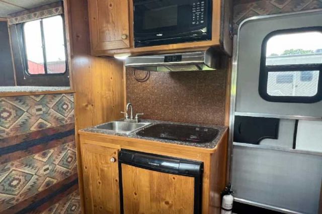 Used Horse Trailers for Sale