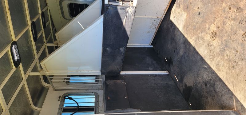 Used Horse Trailers for Sale