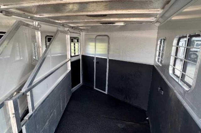 Used Horse Trailers for Sale