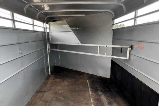Used Horse Trailers for Sale