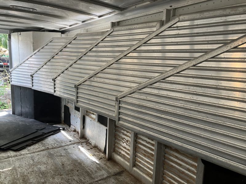 Used Horse Trailers for Sale