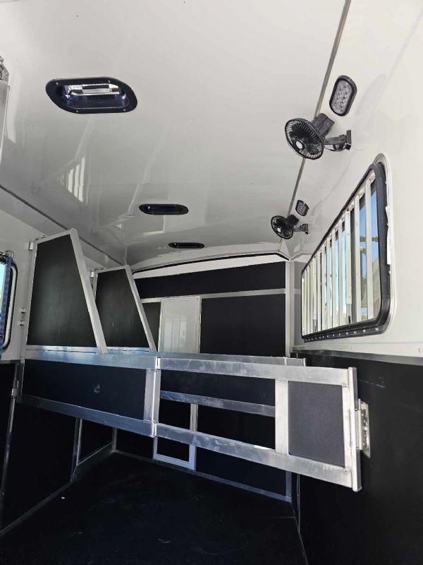Used Horse Trailers for Sale