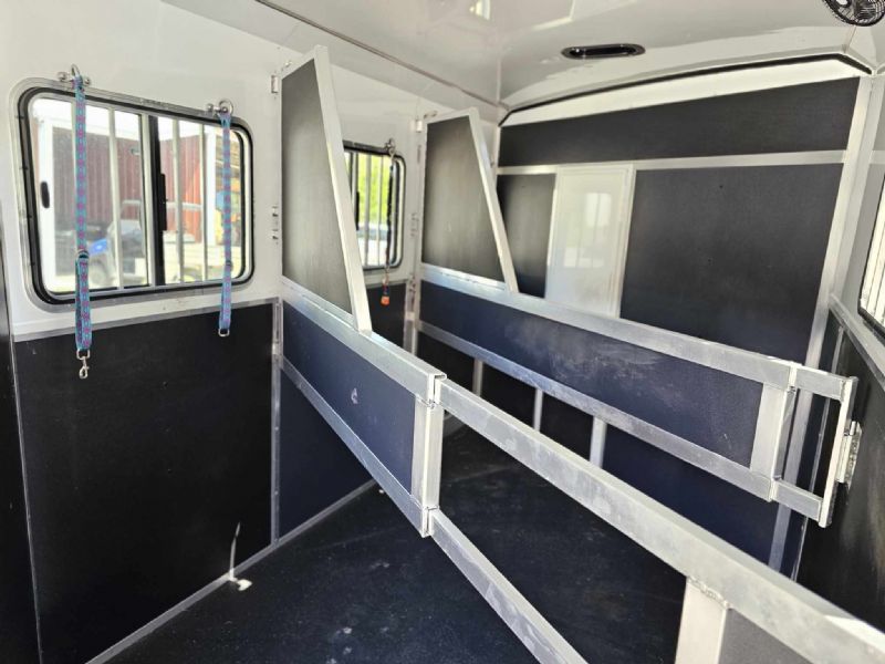 Used Horse Trailers for Sale