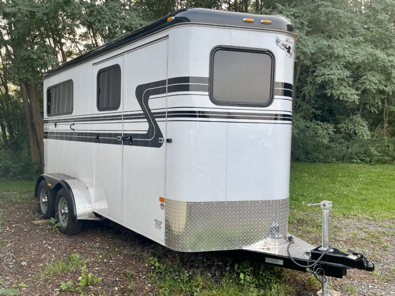 Used Horse Trailers for Sale