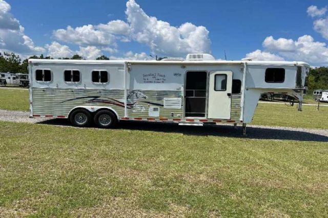 Used Horse Trailers for Sale