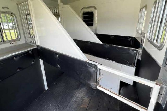 Used Horse Trailers for Sale