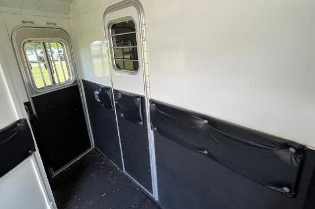 Used Horse Trailers for Sale