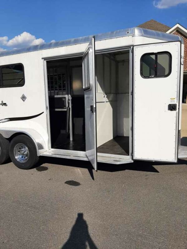 Used Horse Trailers for Sale