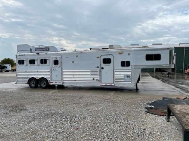 Used Horse Trailers for Sale
