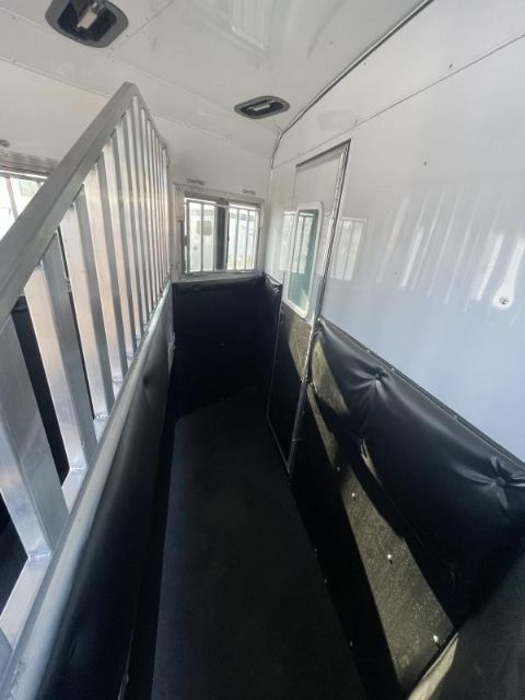 Used Horse Trailers for Sale