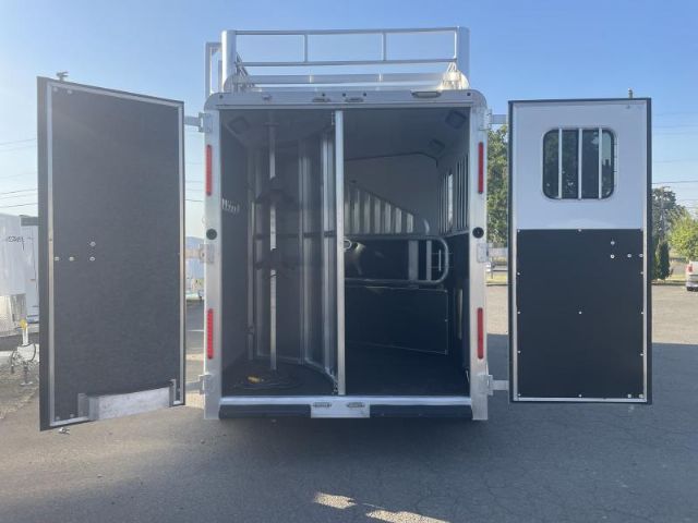 Used Horse Trailers for Sale