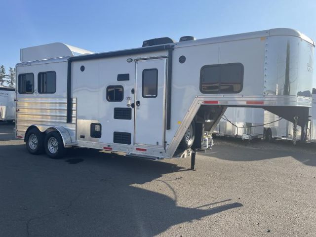 Used Horse Trailers for Sale