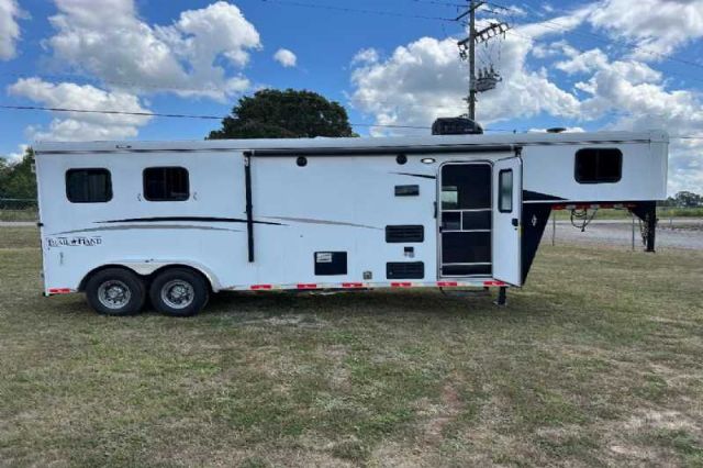 Used Horse Trailers for Sale