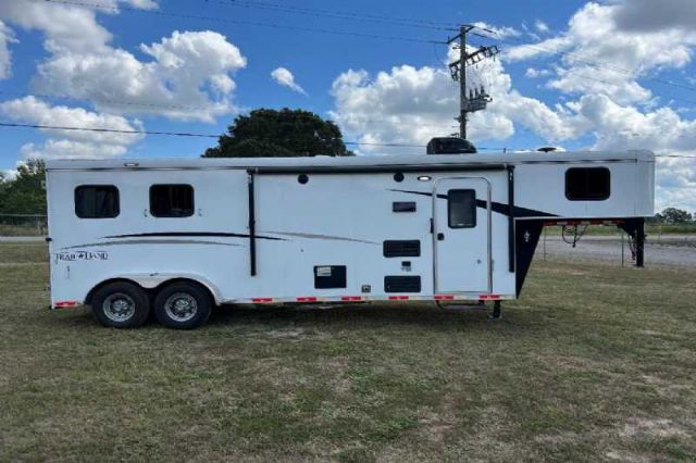 Used Horse Trailers for Sale