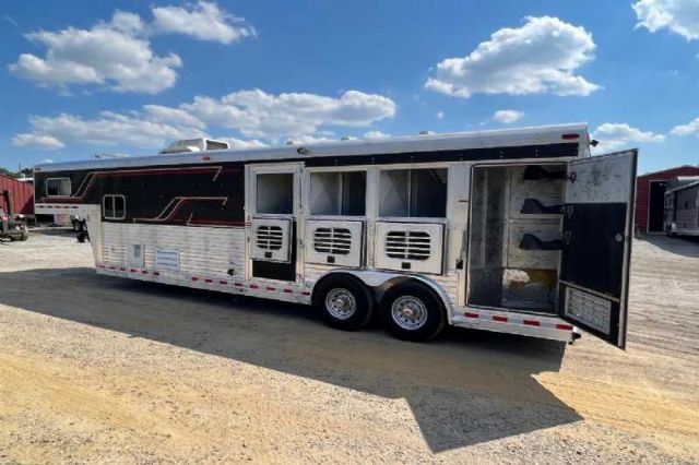 Used Horse Trailers for Sale