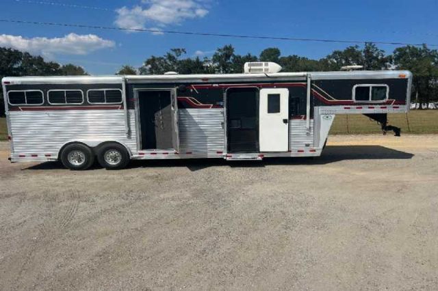 Used Horse Trailers for Sale