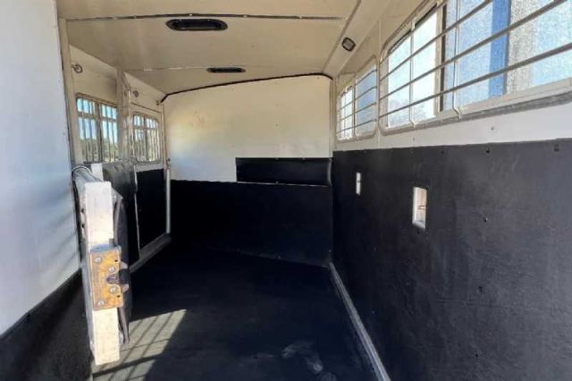 Used Horse Trailers for Sale