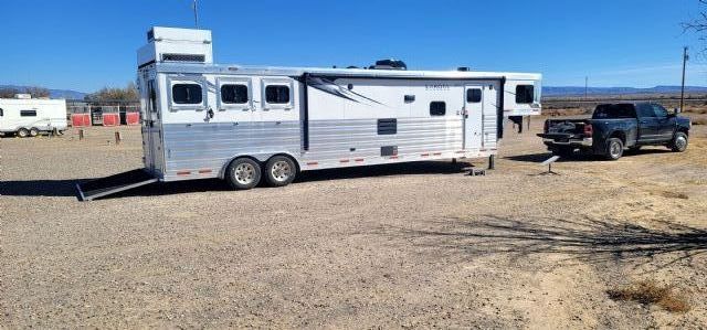 Used Horse Trailers for Sale