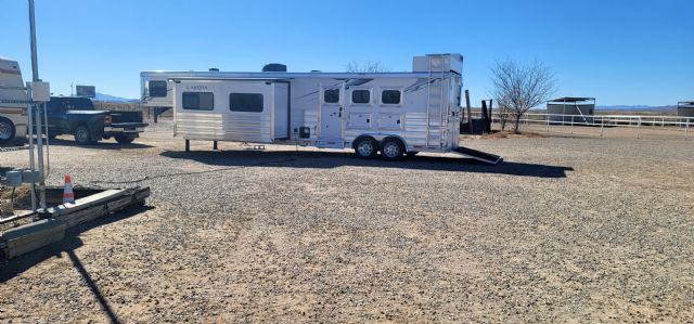 Used Horse Trailers for Sale