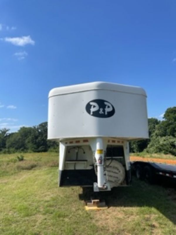 Used Horse Trailers for Sale