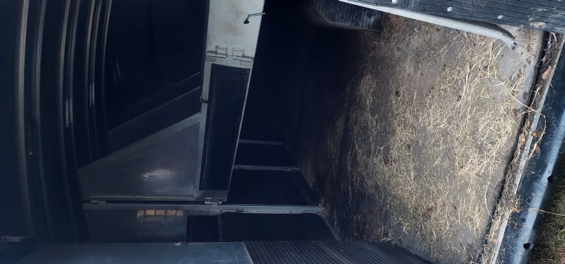 Used Horse Trailers for Sale