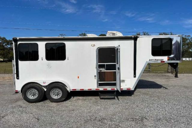Used Horse Trailers for Sale