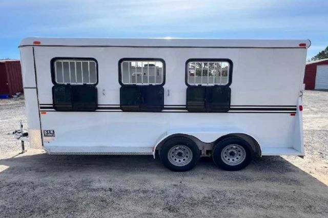 Used Horse Trailers for Sale