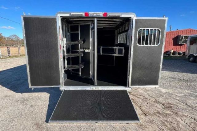 Used Horse Trailers for Sale