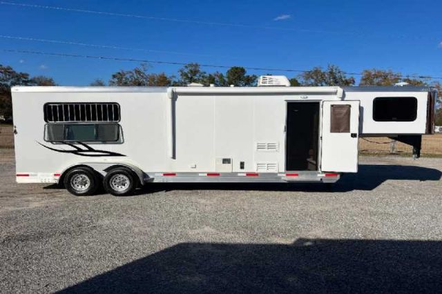 Used Horse Trailers for Sale