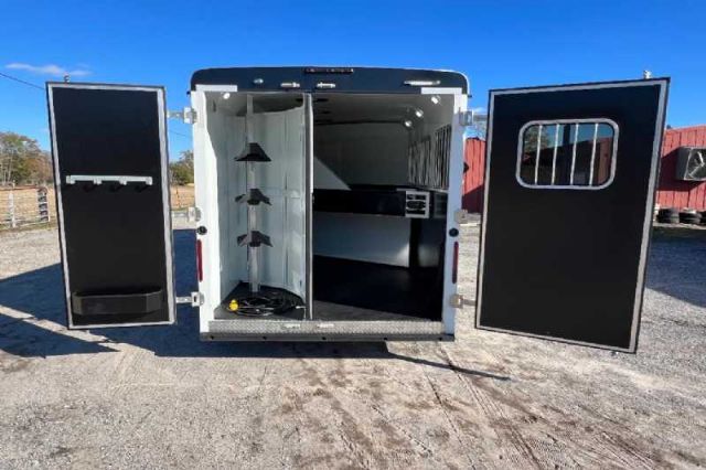 Used Horse Trailers for Sale