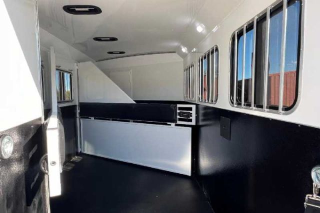 Used Horse Trailers for Sale