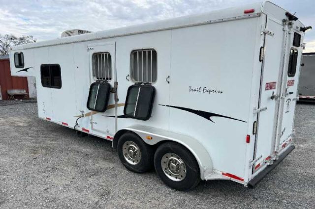 Used Horse Trailers for Sale