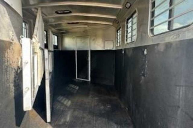 Used Horse Trailers for Sale