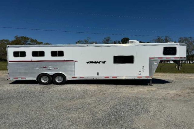 Used Horse Trailers for Sale