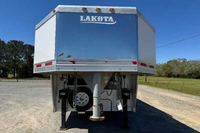 Used Horse Trailers for Sale