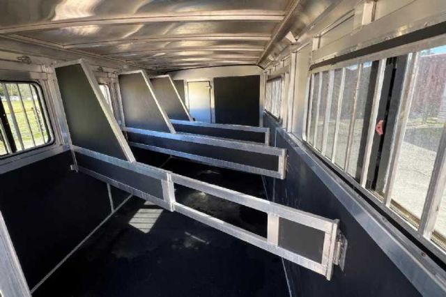 Used Horse Trailers for Sale