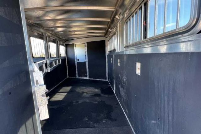 Used Horse Trailers for Sale